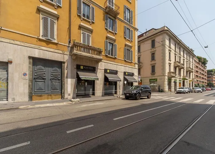 The Best Rent - Spacious Two-Bedroom Apartment In Porta Romana