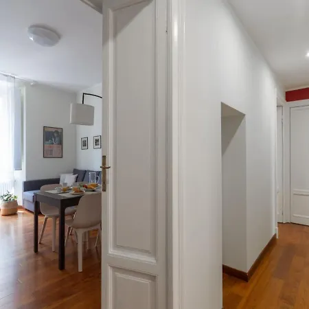 The Best Rent - Spacious Two-Bedroom Apartment In Porta Romana Milão Exterior foto